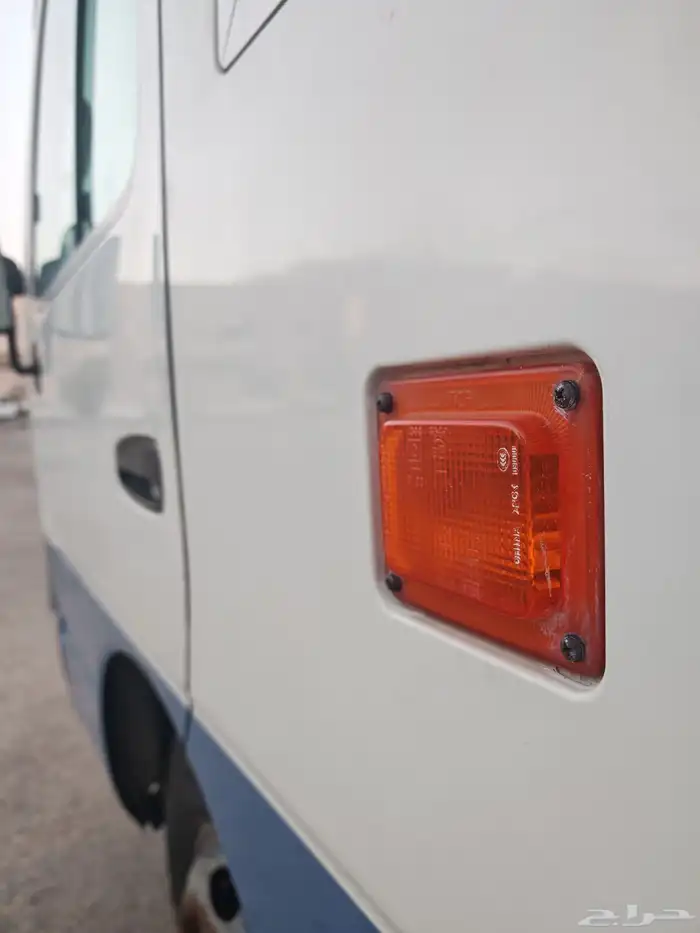 باص بنزين كوستر 30 راكب نظظيف عداد 190 الف 10