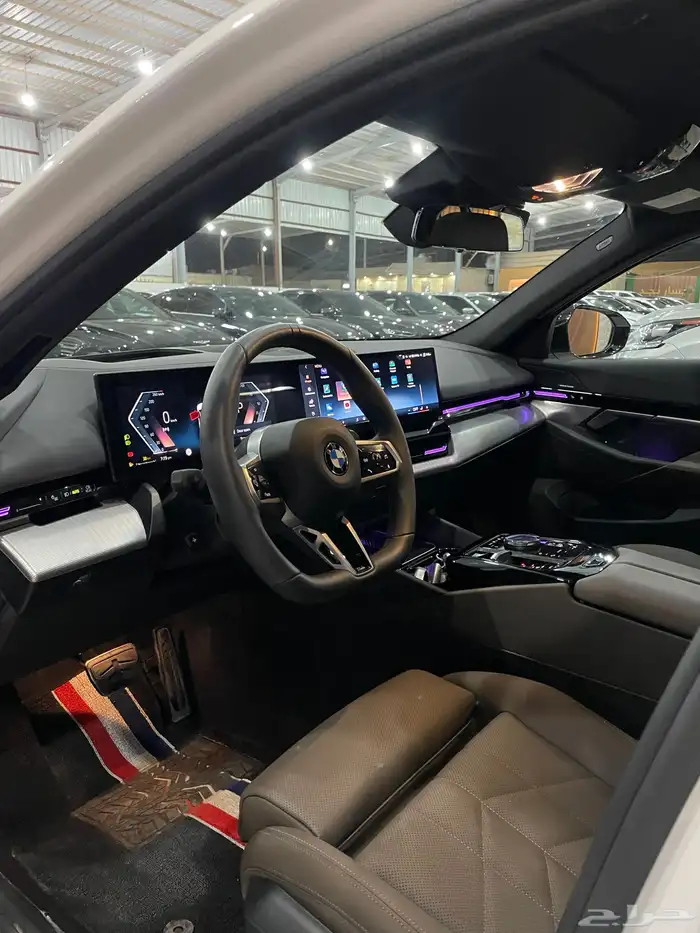 بي ام دبليو 520i موديل 2024 فل كامل kit m 18