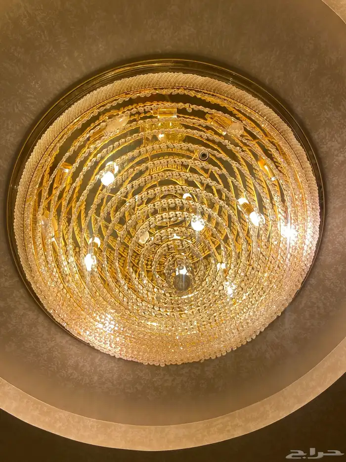 ثريا للبيع نظيفه 0