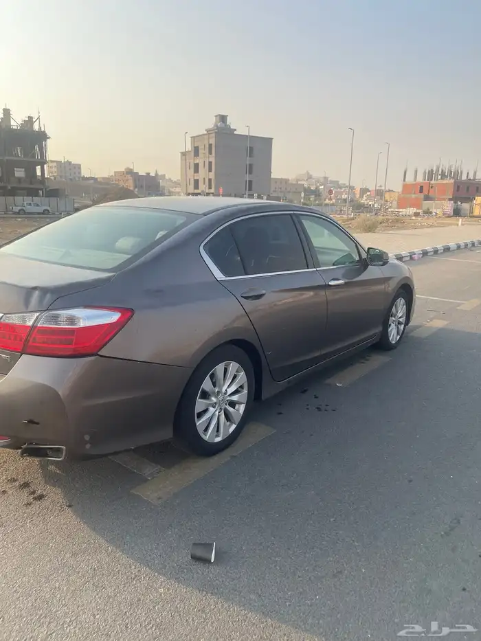 هوندا اكورد 1