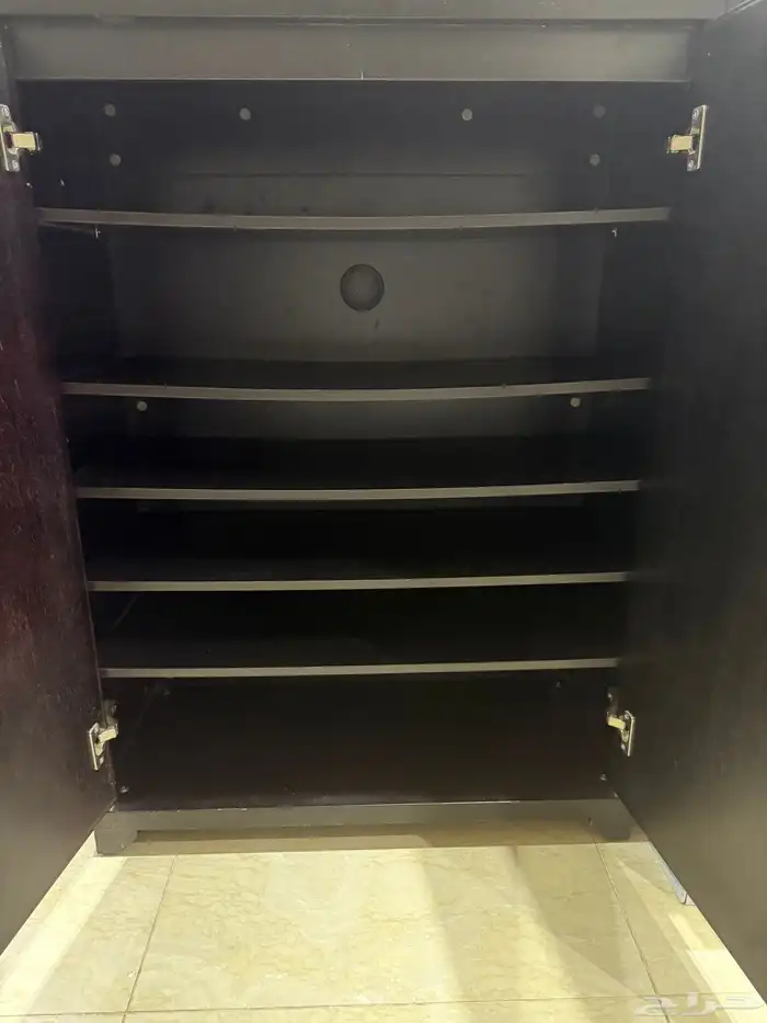 للبيع دولاب جزامه بحاله ممتازه 0