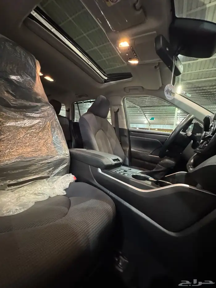 تويوتا هايلاندر GLE نص فل 18