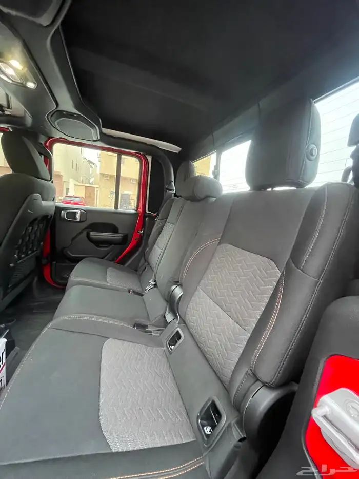 جيب جلاديتور 2021 ( لون مميز ) 25