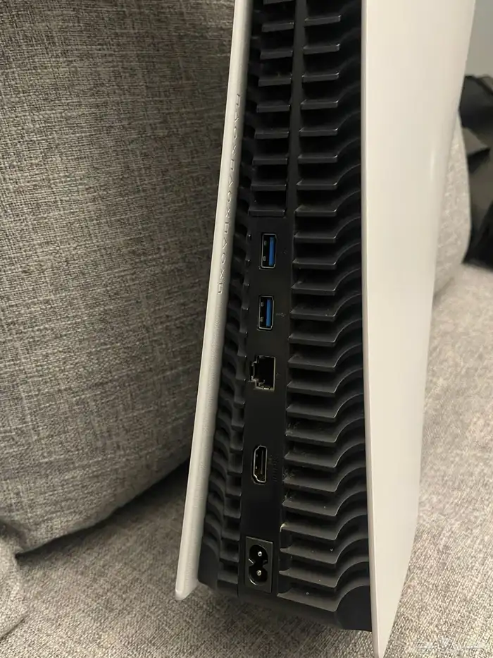 سوني 5 سي دي 1