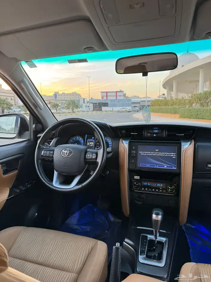 فورشنر 2022 6 سلندر VX 60