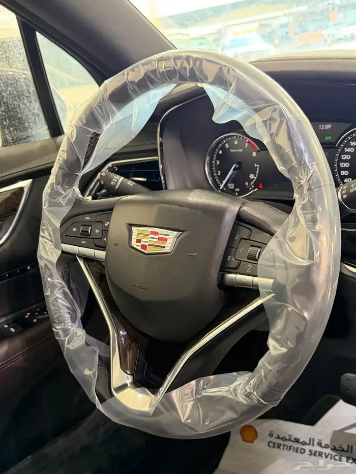كاديلاك XT6 Premium Luxury 2021 مخزن عداد 12 ألف سعودي 50