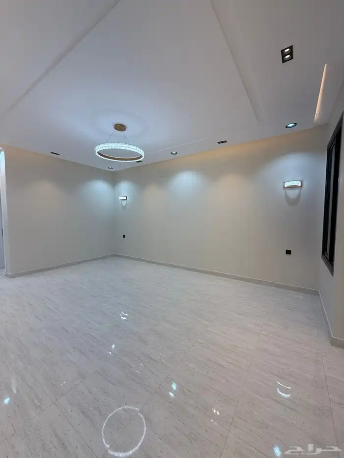 للبيع شقق علويه بمصعد جاهز وسطح خاص ف حي الراقي وسط الخدمات 10