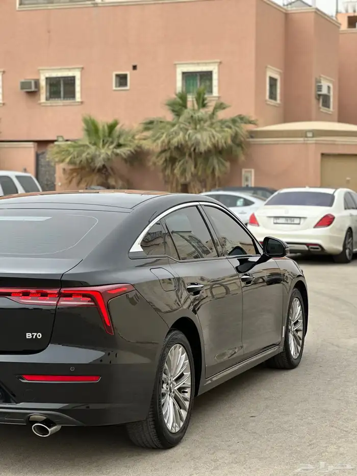 فاو بسترن B70 2025 للتنازل 4