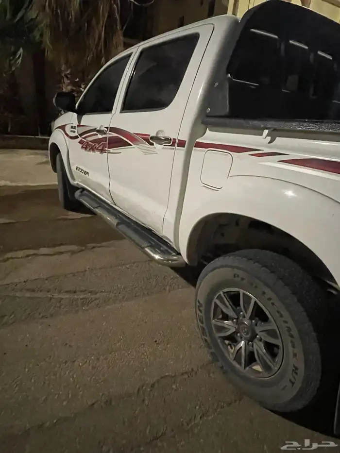 هايلوكس 2015 سعودي 4