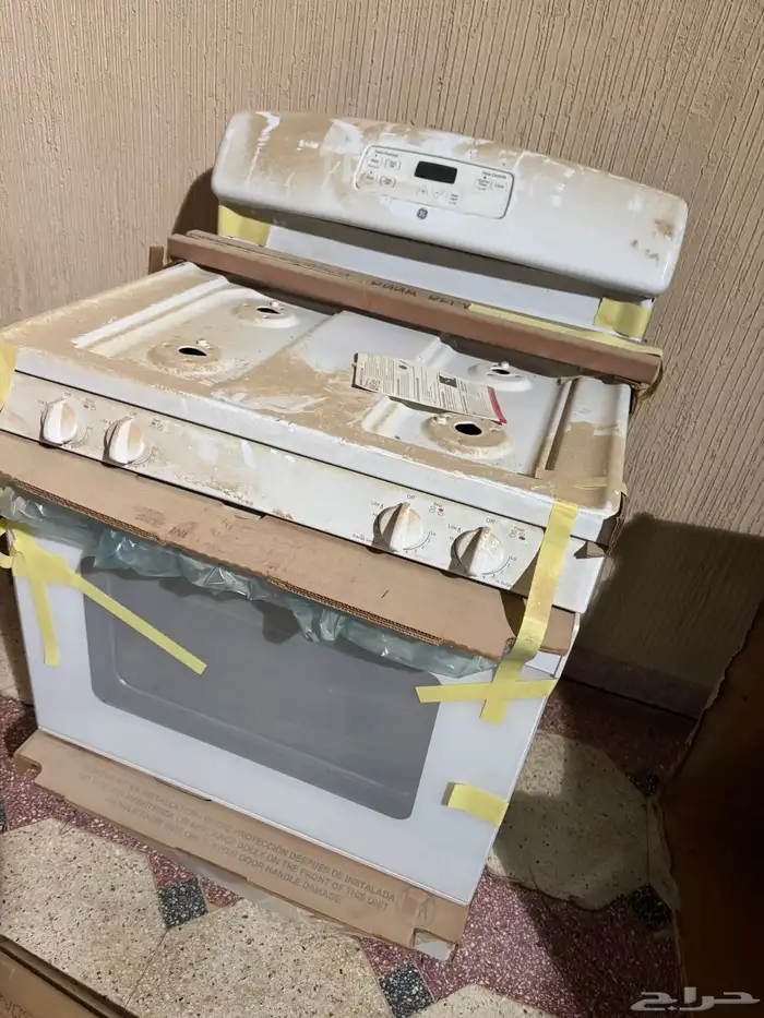 فرن غاز جديد بالكرتون اربع عيون جنرال الكتريك 0