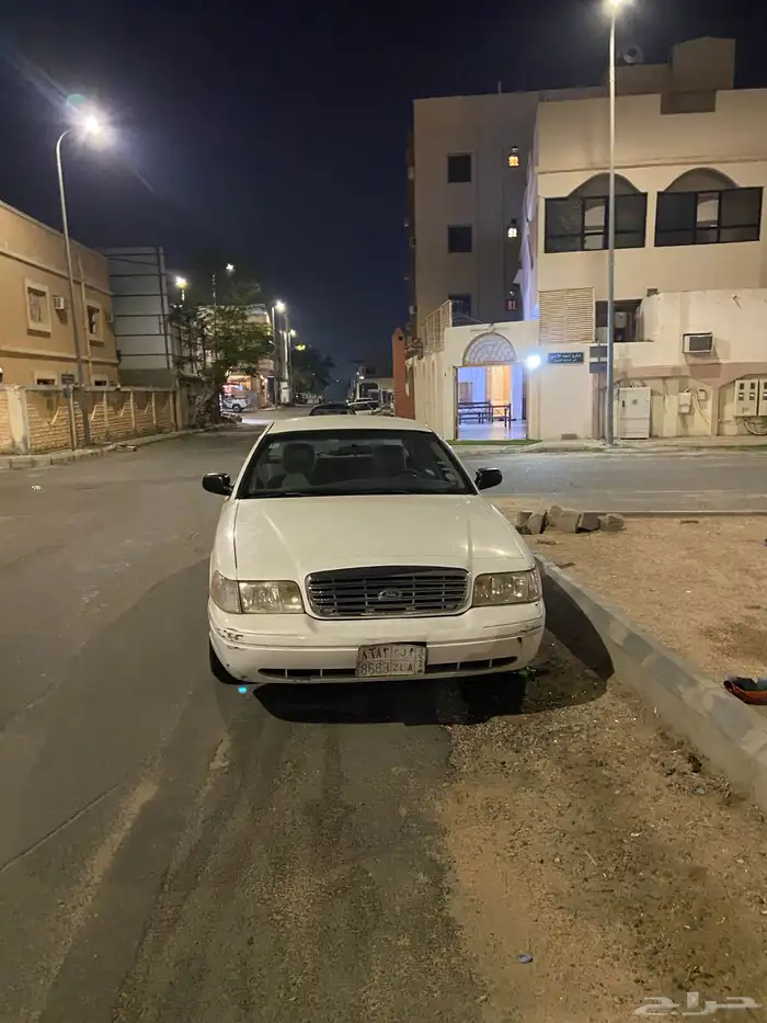 فورد فكتوريا 2009 3