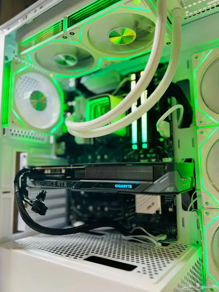 Ryzen 5 7600   RTX 5060 Gaming pc 16GB DDR5 3