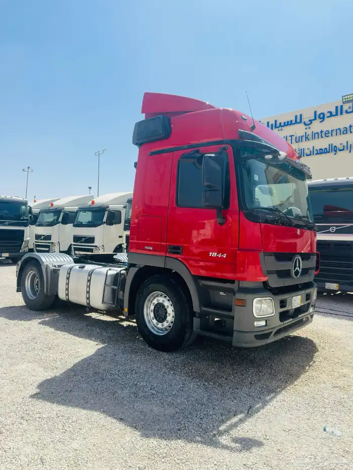 شاحنه مرسيدس اكتروس 2012 1