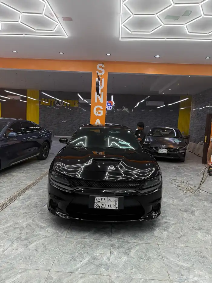 دودج تشارجر RT 2023 1