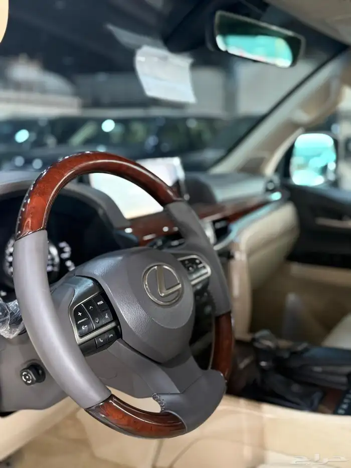 لكزس - 2020 - LX570 - بلاك اديشن 6