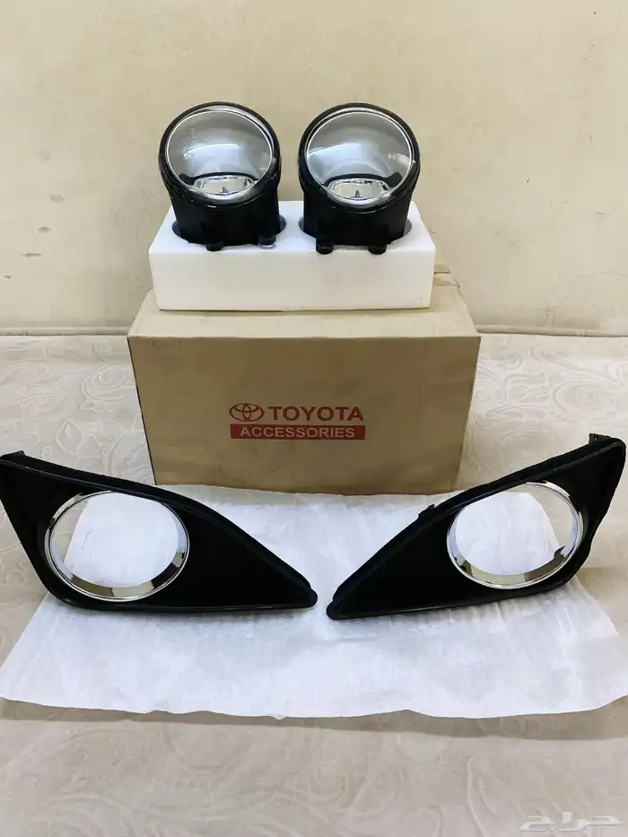 طقم كشافات وغطيان جديدة وكالة أصلي افالون كامري كورلا يارس 1