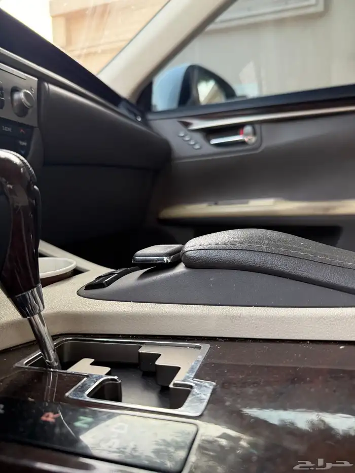 لكزس ES 2013 فل كامل DD للبيع 20