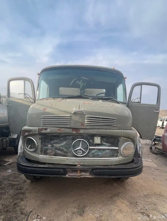 بيع قطع غيار مرسيدس روسيه 0