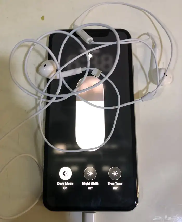 ايفون 11 برو ماكس ابيض 256 قيقا 1