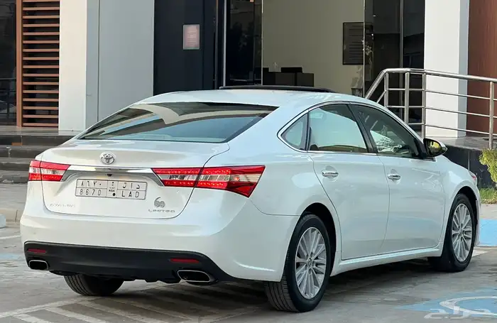 تويوتا افالون 2013 ليمتد (بحالة ممتازة) 5