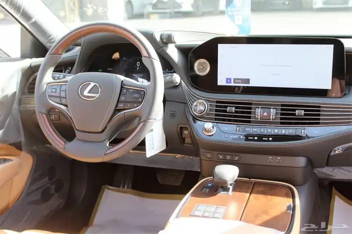 لكزس - LS500 برستيج - 2025 - خليجي 8