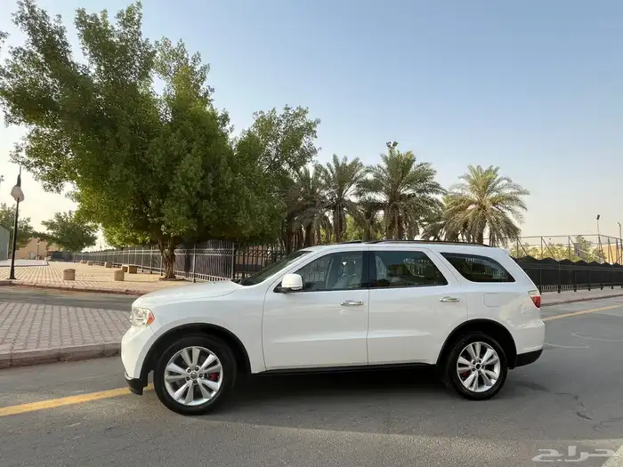 دودج دورانجو 2013 (( بحالة ممتازة )) 16