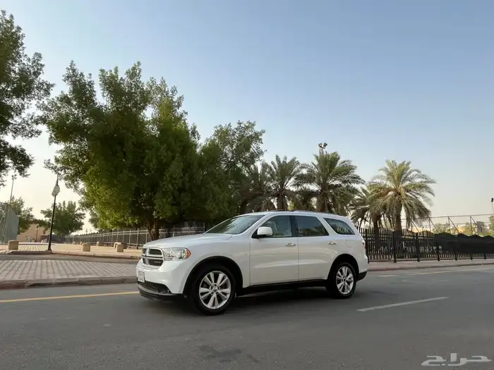 دودج دورانجو 2013 (( بحالة ممتازة )) 10