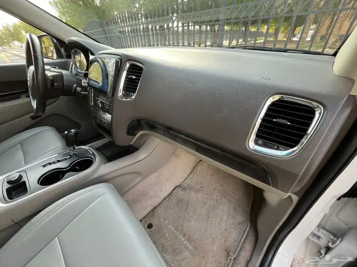 دودج دورانجو 2013 (( بحالة ممتازة )) 43