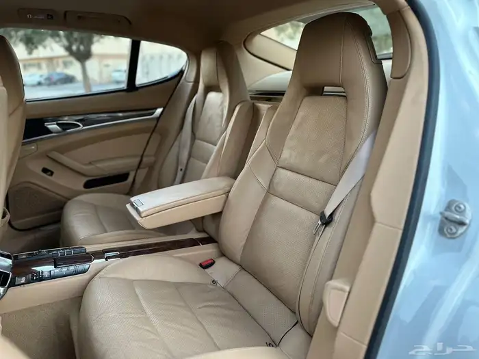 بورش بانميرا 2013 4S ( ممشى قليل ) 33