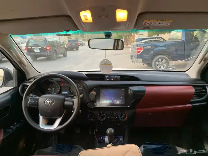 للبيع هايلكس 2024 دبل سلق قير عايدي 4