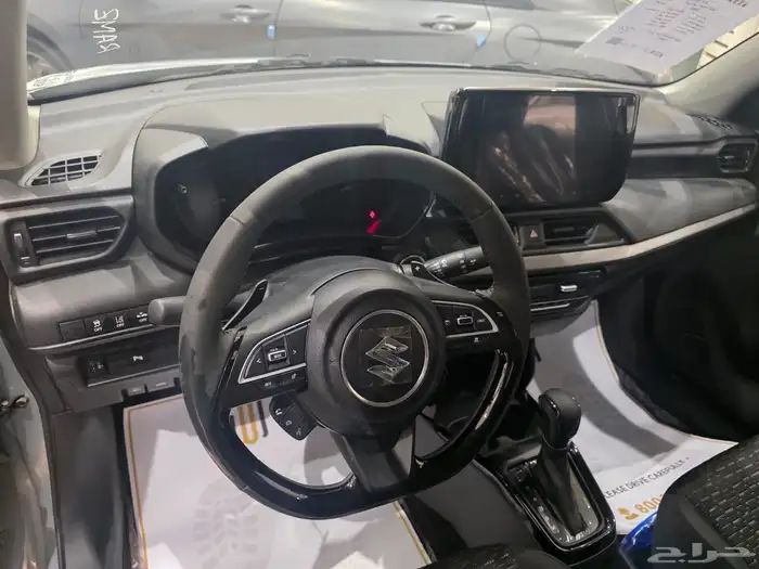 سوزوكي سويفت GLX فل 2025 7