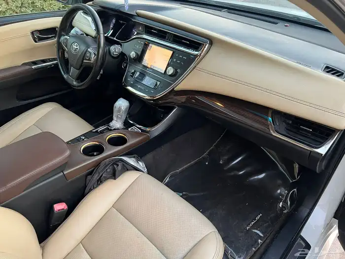 تويوتا افالون 2013 ليمتد (بحالة ممتازة) 18