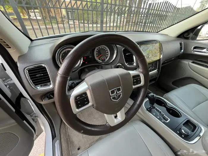 دودج دورانجو 2013 (( بحالة ممتازة )) 33