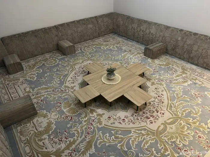 عرض أثاث للبيع في الرياض 0