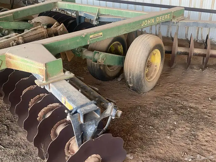 للبيع محراث جندير 32 قرص 4