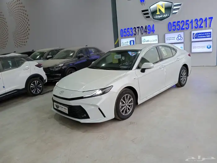 تويوتا كامري E هايبرد 2025. كاش دفعتين اقساط 2