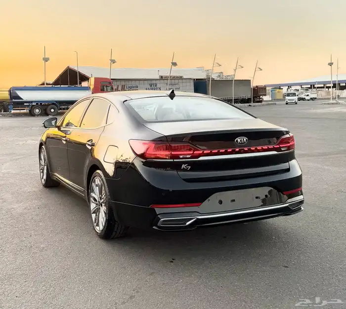 كيا كادينزا 2020 ( بنزين ) فل كامل اعلى نوع شبه جديدة للبيع 4