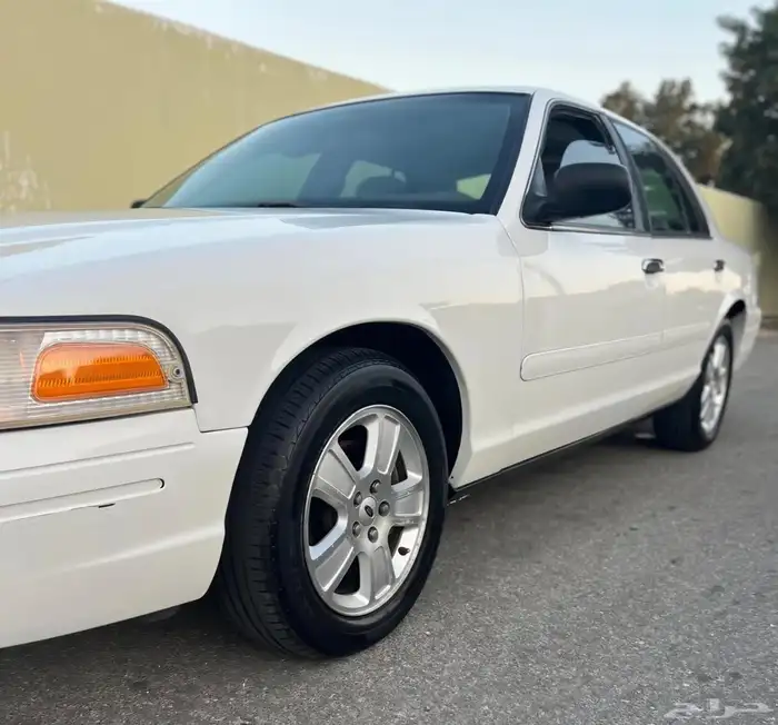 فورد فكتوريا سعودي 4