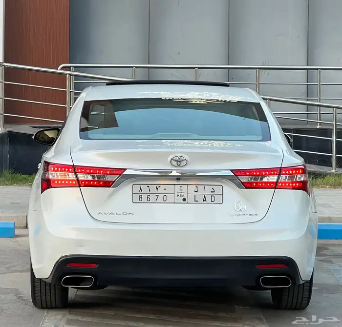 تويوتا افالون 2013 ليمتد (بحالة ممتازة) 7