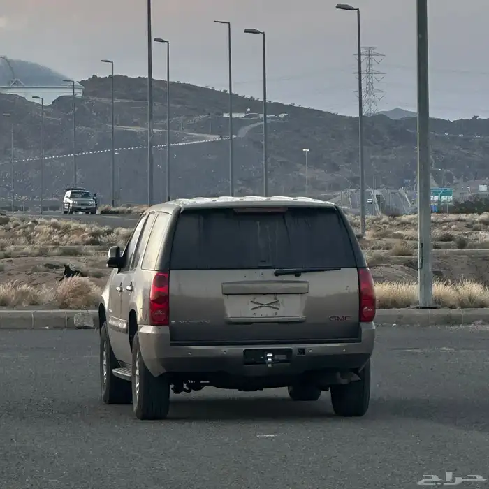 يوكن2007 قصير بدون دبل نظيف سعودي 2