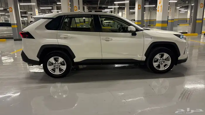 تويوتا راف فور 2021 وكالة 10