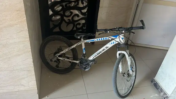 سيكل صغر 4 السعر 50  الحبه. سيكل كبير واحد حبه300 السعر ا 5