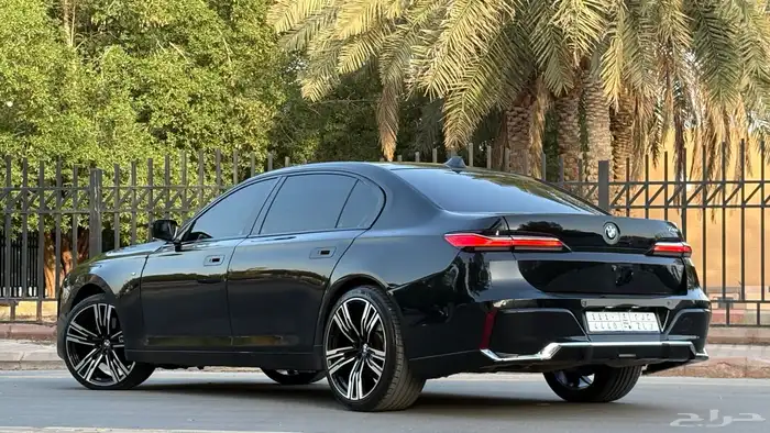 بي ام دبليو 740Li 2014 ( محول 2024 ) 4