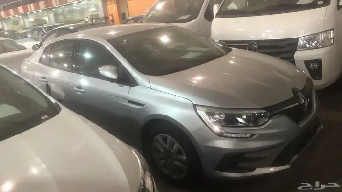 رينو ميجان نصف فل موديل 2024 كاش وتقسيط 2