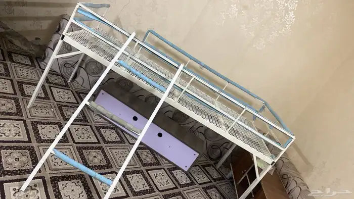 سرير حديد 2