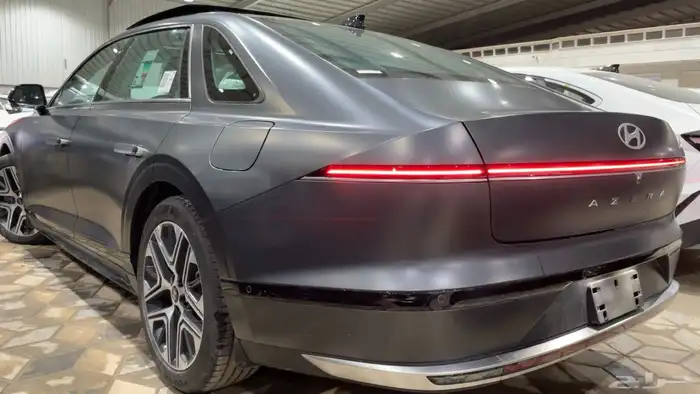 هيونداي ازيرا 2025 بريميوم 3