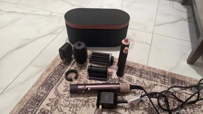 جهاز دايسون للشعر باللون البرقوقي 3