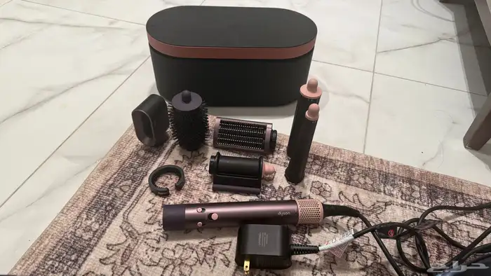 جهاز دايسون للشعر باللون البرقوقي 2