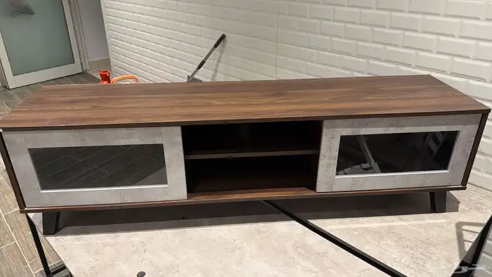 طاولة تلفزيون للبيع 0