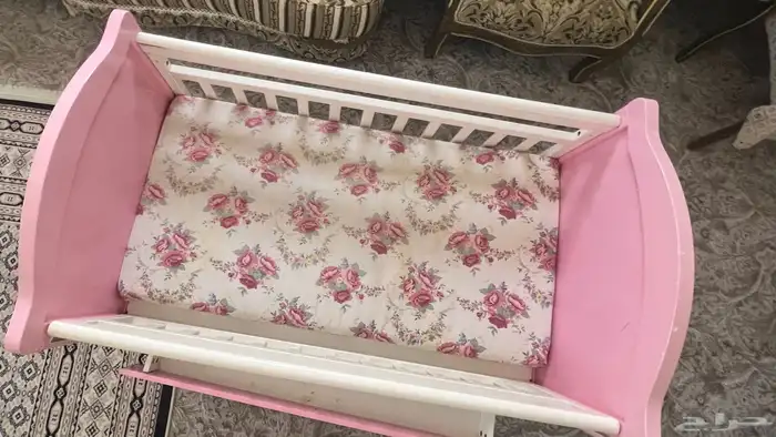 سرير للاطفال 1